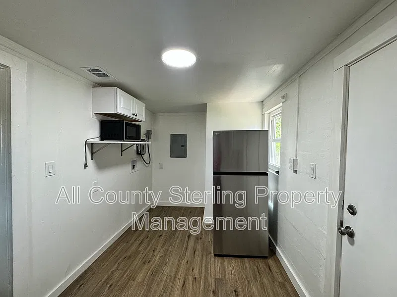 2 bed, 1.0 bath, 624 sqft, $900 — Photo 4