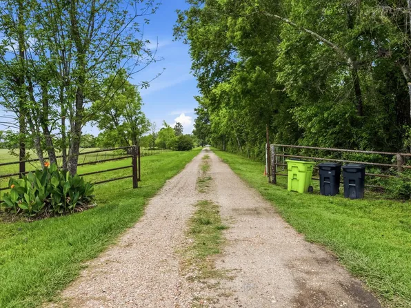 1992 Highway 105 E, Liberty, TX 77575