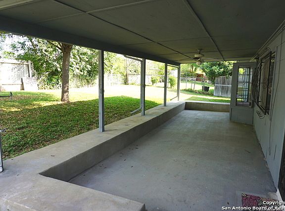 2nd image of 7211 Hickory Grove Dr