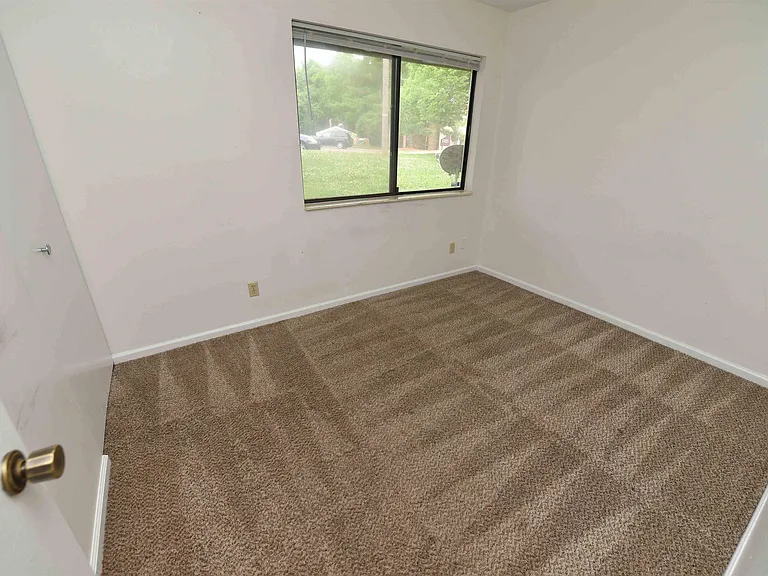 5734 N Autumn Ridge Ct #B — Photo 28