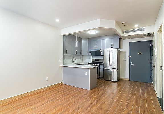 2nd image of 42-22 Crescent St #5C