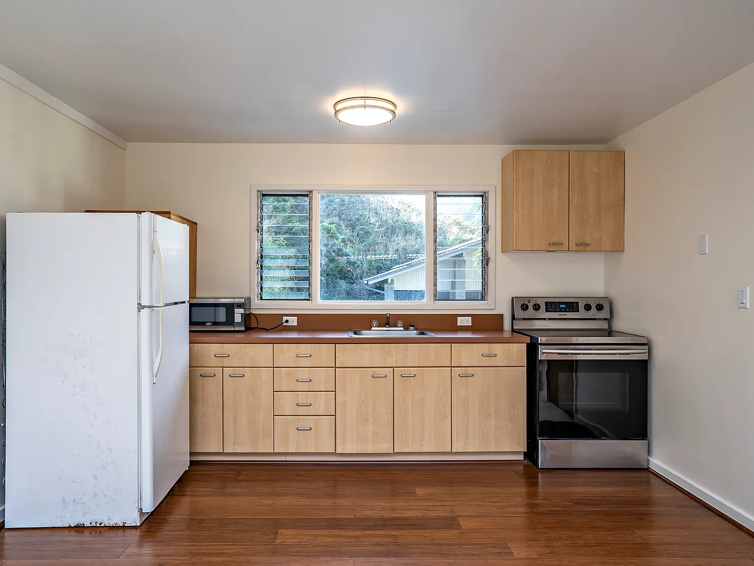 1435 Auauki St — Photo 4