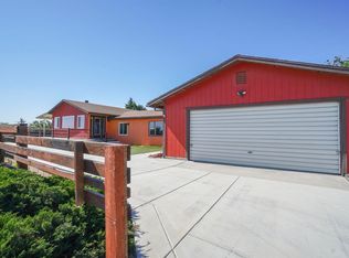 4355 Snowline Rd, Phelan, CA 92371