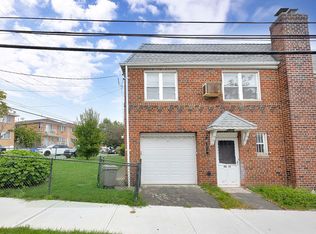 5805 77th Pl, Middle Village, NY 11379
