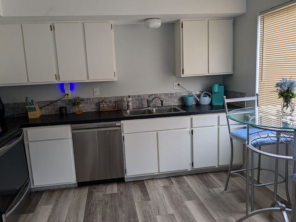 1st image of 1204 26th Ave APT B