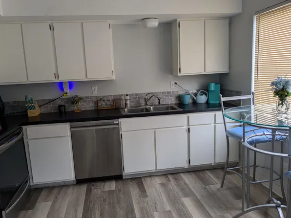 1204 26th Ave APT B, Greeley, CO 80634