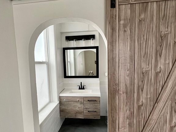 Entry to Master Bathroom