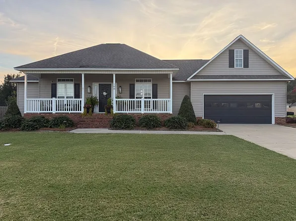 108 Saint Thomas Dr, Rainbow City, AL 35906