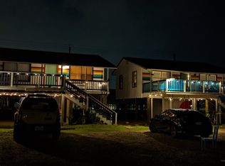 210 Surf Dr, Surfside Beach, TX 77541