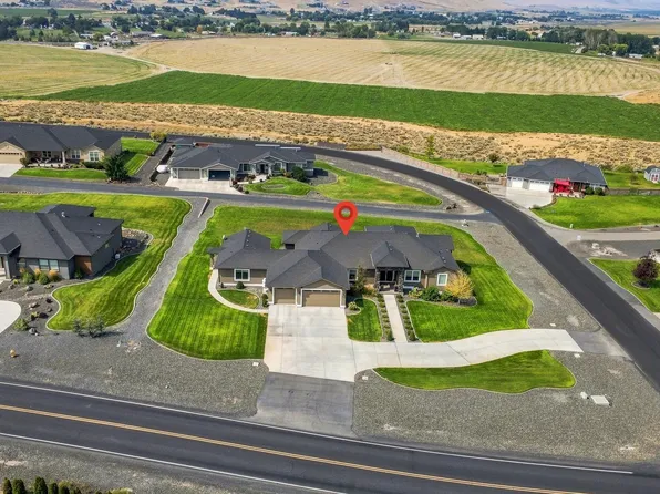 72305 E Reata Rd, Kennewick, WA 99338