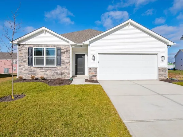 2952 W Patchwork Dr, Monrovia, IN 46157