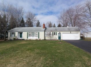 435 Mendon Center Rd, Pittsford, NY 14534