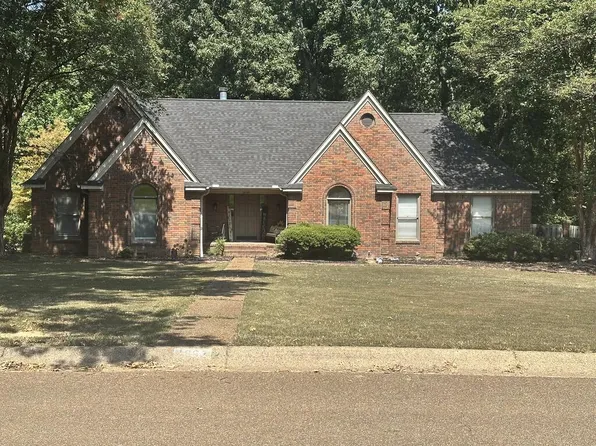 1887 Montrose Dr, Forrest City, AR 72335
