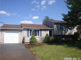 4991 Windgate Rd, Liverpool, NY 13088