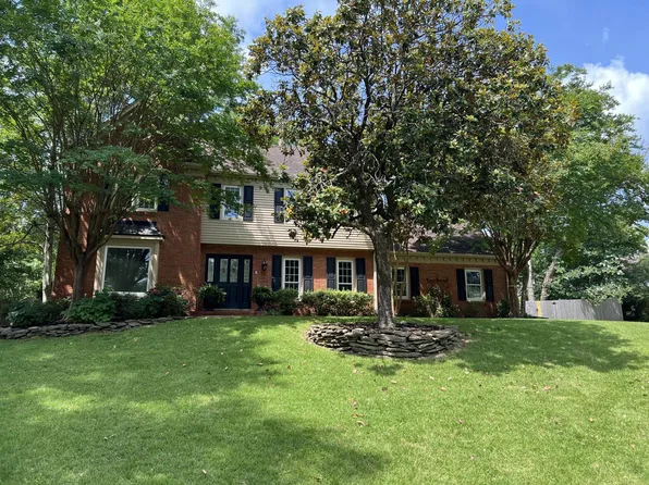 1385 Pine Bark Cv, Memphis, TN 38120