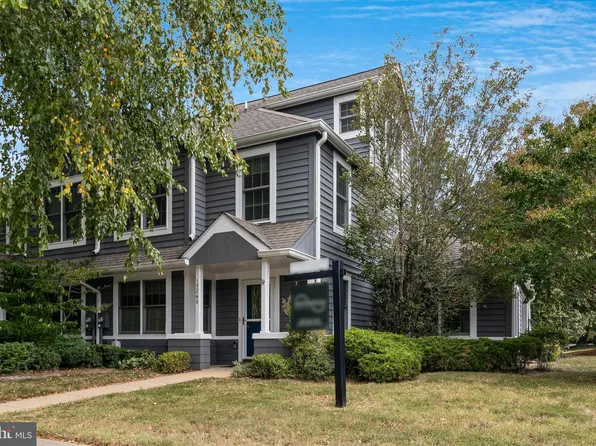 13260 Clipper Cir, Solomons, MD 20688