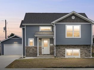 4921 38th Ave, Kenosha, WI 53144