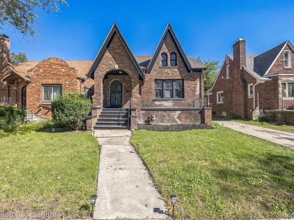 5250 Buckingham Ave, Detroit, MI 48224