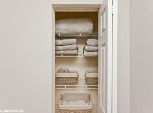 4609 N Sheridan Rd #111, Chicago, IL 60640