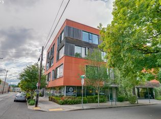 2373 SE 44th Ave UNIT 204, Portland, OR 97215