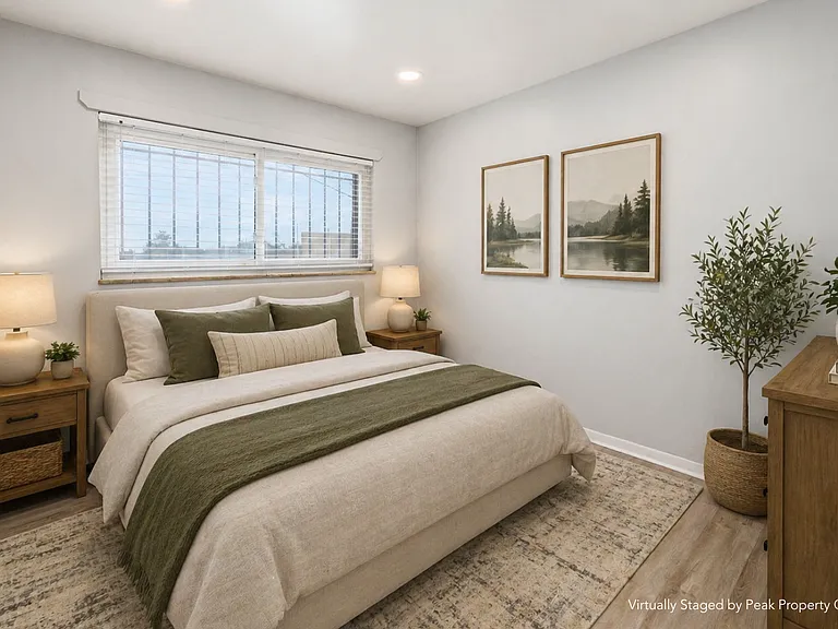 The Chambers Apartments — Photo 24