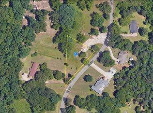 98 Clark Dr, Ellenwood, GA 30294