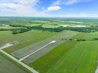 581 Farmer Rd, Ennis, TX 75119