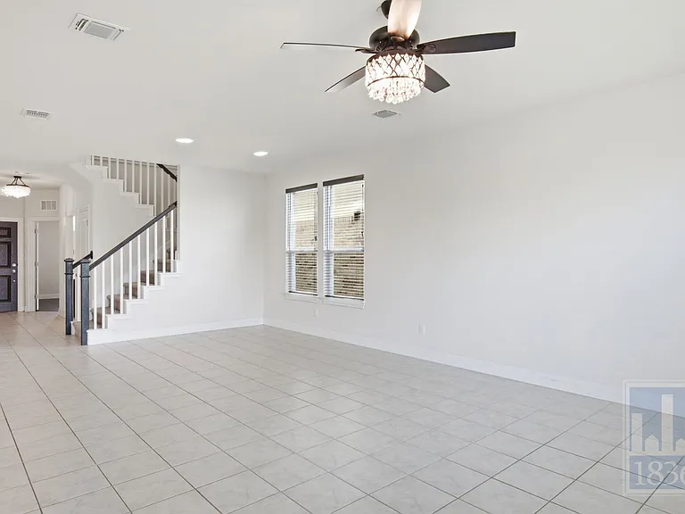 156 Grace Lilly Dr — Photo 4