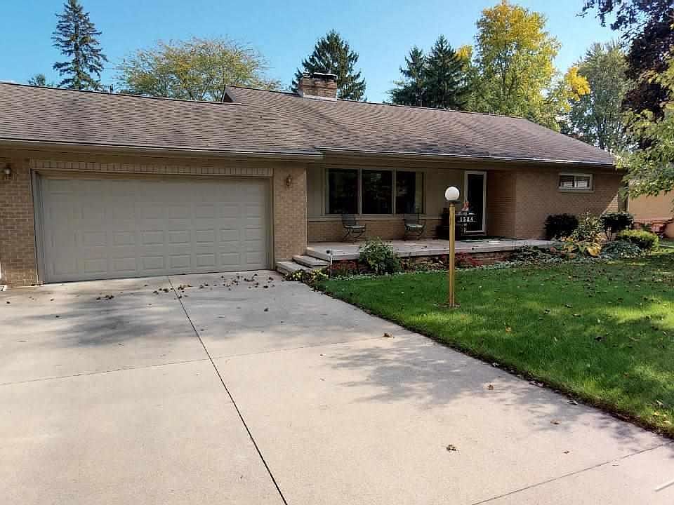 1st image of 1584 Wilson Ave