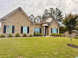 680 Ridgefield Dr, Odenville, AL 35120