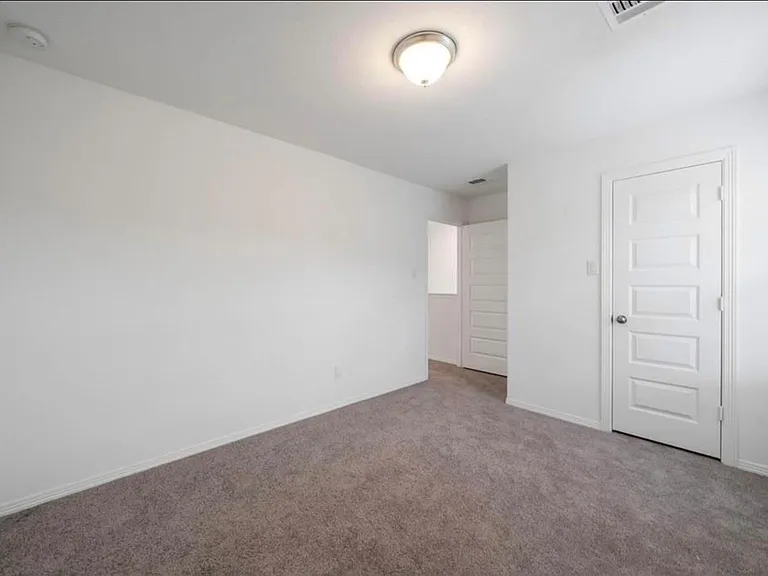 22326 Auburn Cabin Ln — Photo 33