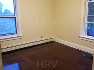 1303 Newport Ave FLOOR 3, Pawtucket, RI 02861