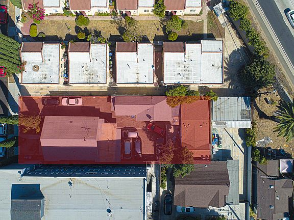 2nd image of 1004 N Serrano Ave