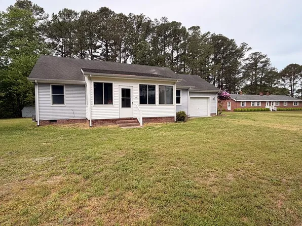 24460 Finney Dr, Onancock, VA 23417