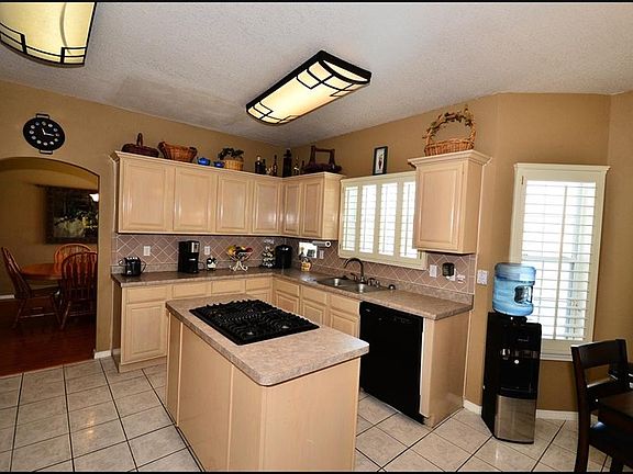2nd image of 12501 Sun Terrace Ave