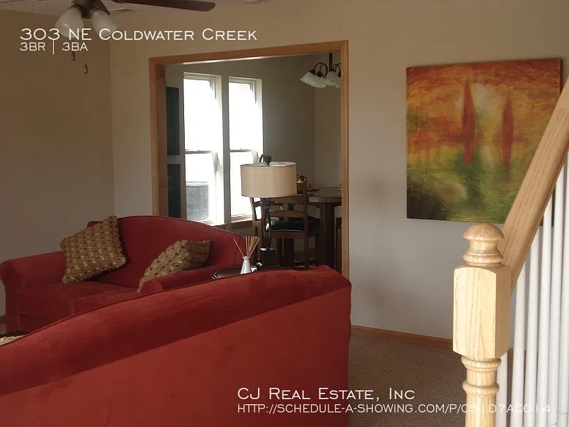 3 bed, 2.5 bath, $1,550 — Photo 3