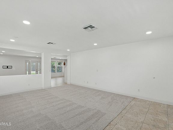 4th image of 1839 E Parkside Lane