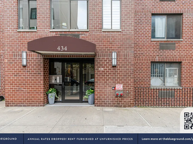 434 W 19th St #6A — Photo 17