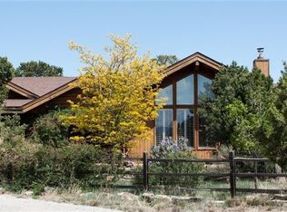 47 E Ridge Rd, Edgewood, NM 87015