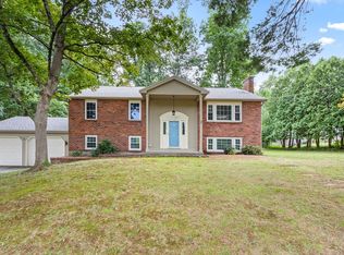 141 Longhill Rd, Franklin, MA 02038