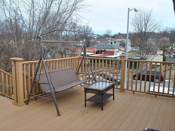 3rd image of 54 Logan Ave