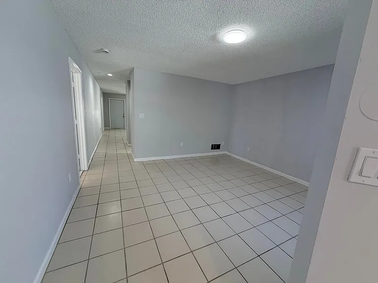 182 Sparrow Dr — Photo 32