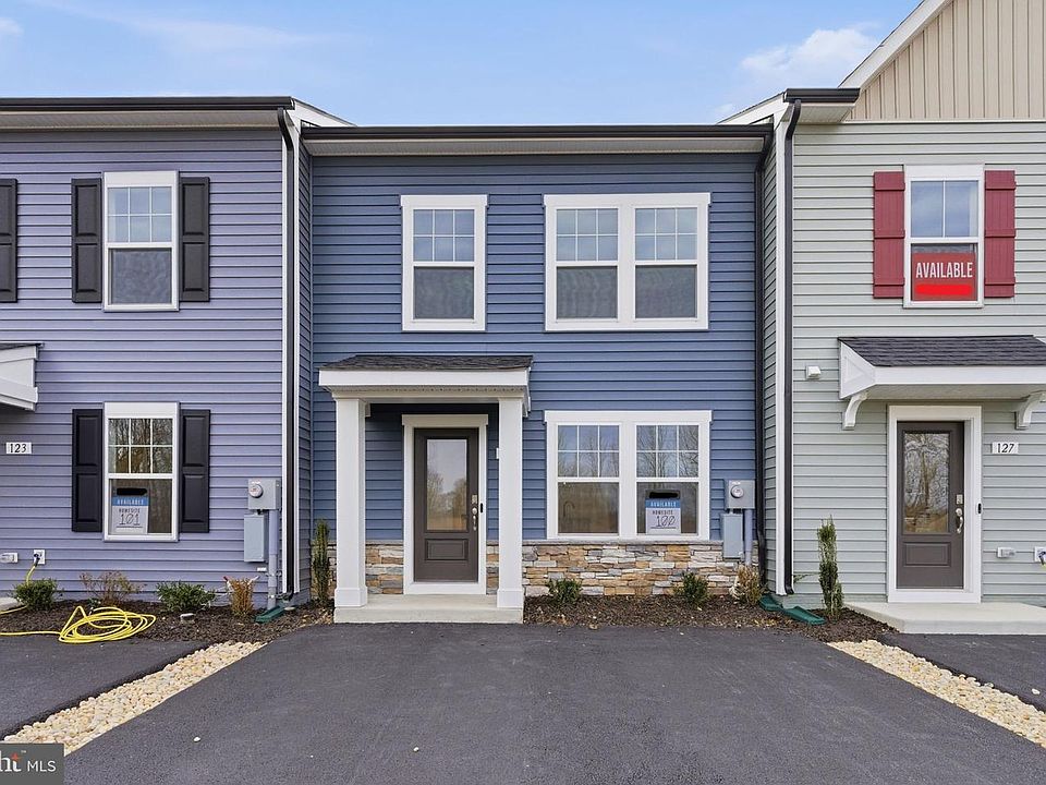 1st image of 105 Bosque Ct