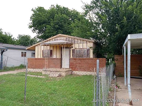 3rd image of 1726 SW 14th Pl