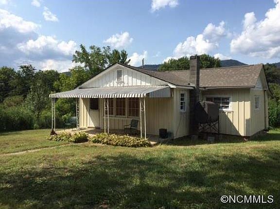 1st image of 8 Ash Gray Ln