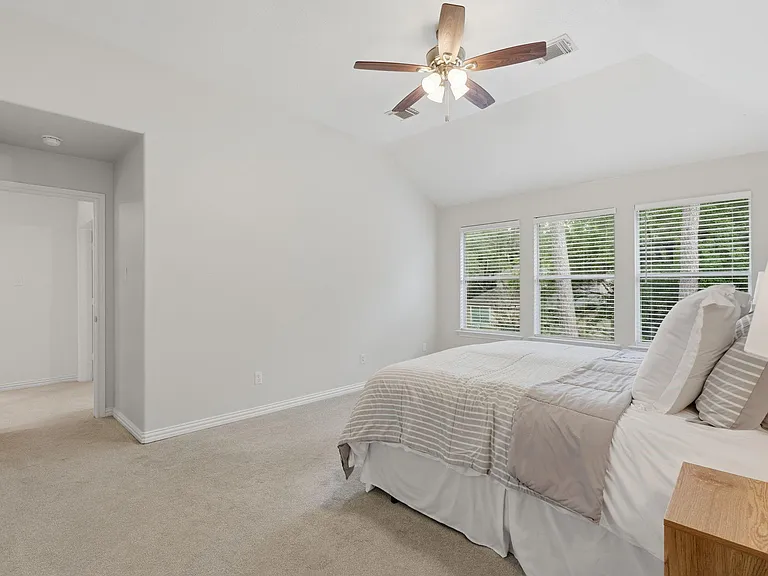 43 N Queenscliff Cir — Photo 21