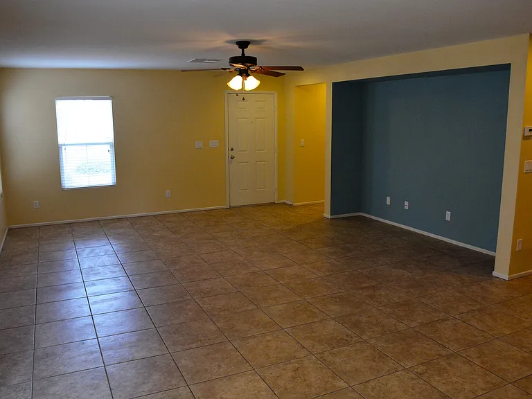 9920 Turquoise Glass Ct — Photo 11