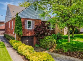 1322 Overlook Dr, Weirton, WV 26062