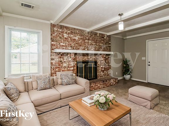 3rd image of 1051 Tony Valley Dr SE