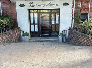 1910 Pelham Pkwy S APT 1B, Bronx, NY